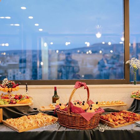 Brosse Garden Hotel Tbilisi Ngoại thất bức ảnh