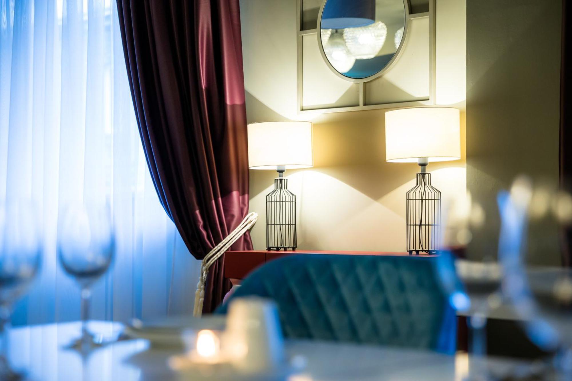 Brosse Garden Hotel Tbilisi Ngoại thất bức ảnh