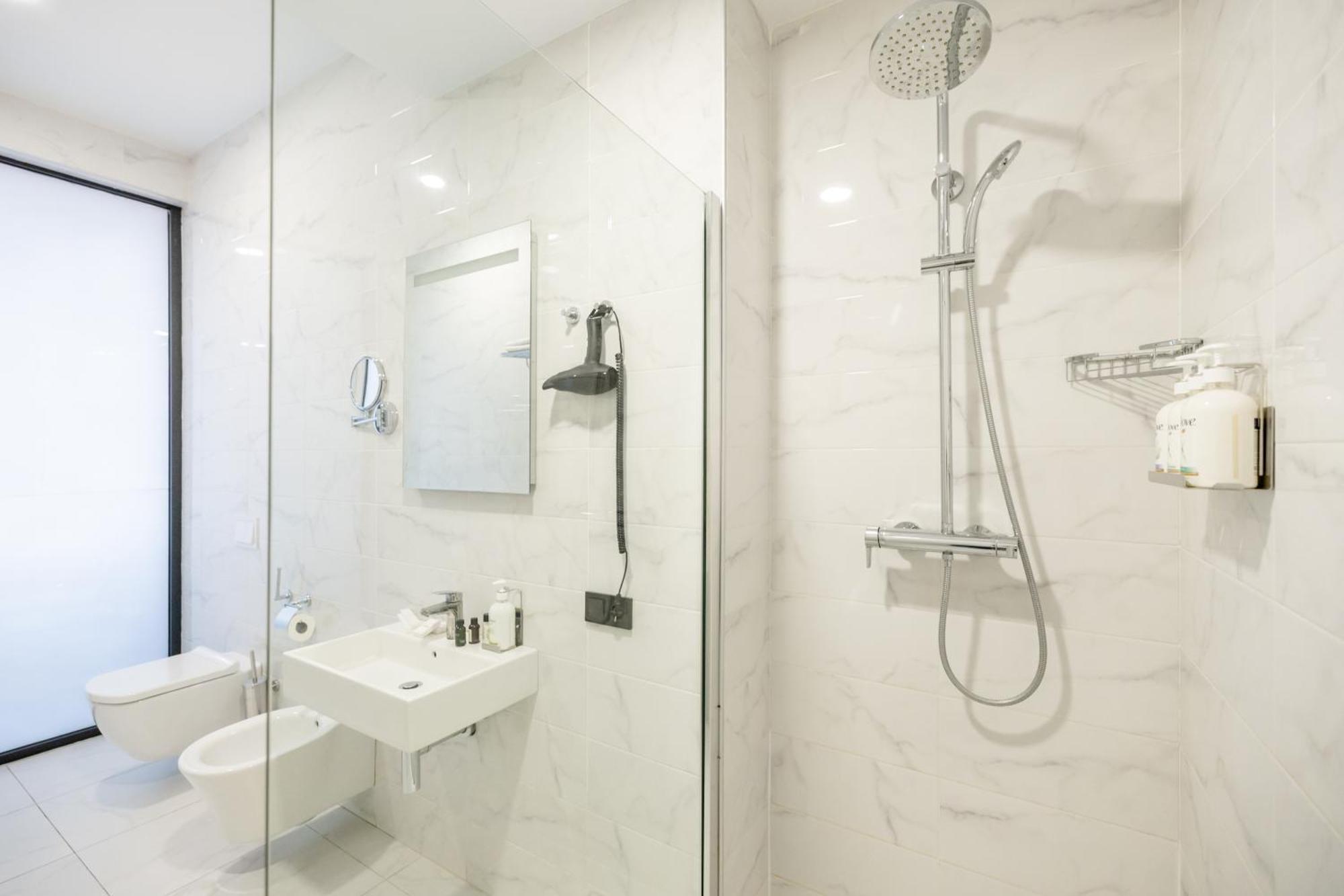 Brosse Garden Hotel Tbilisi Phòng bức ảnh
