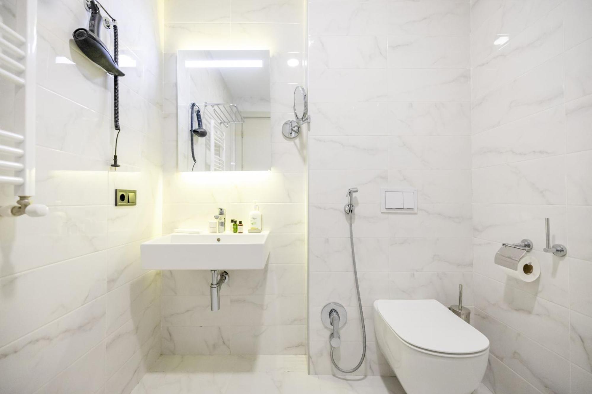 Brosse Garden Hotel Tbilisi Phòng bức ảnh