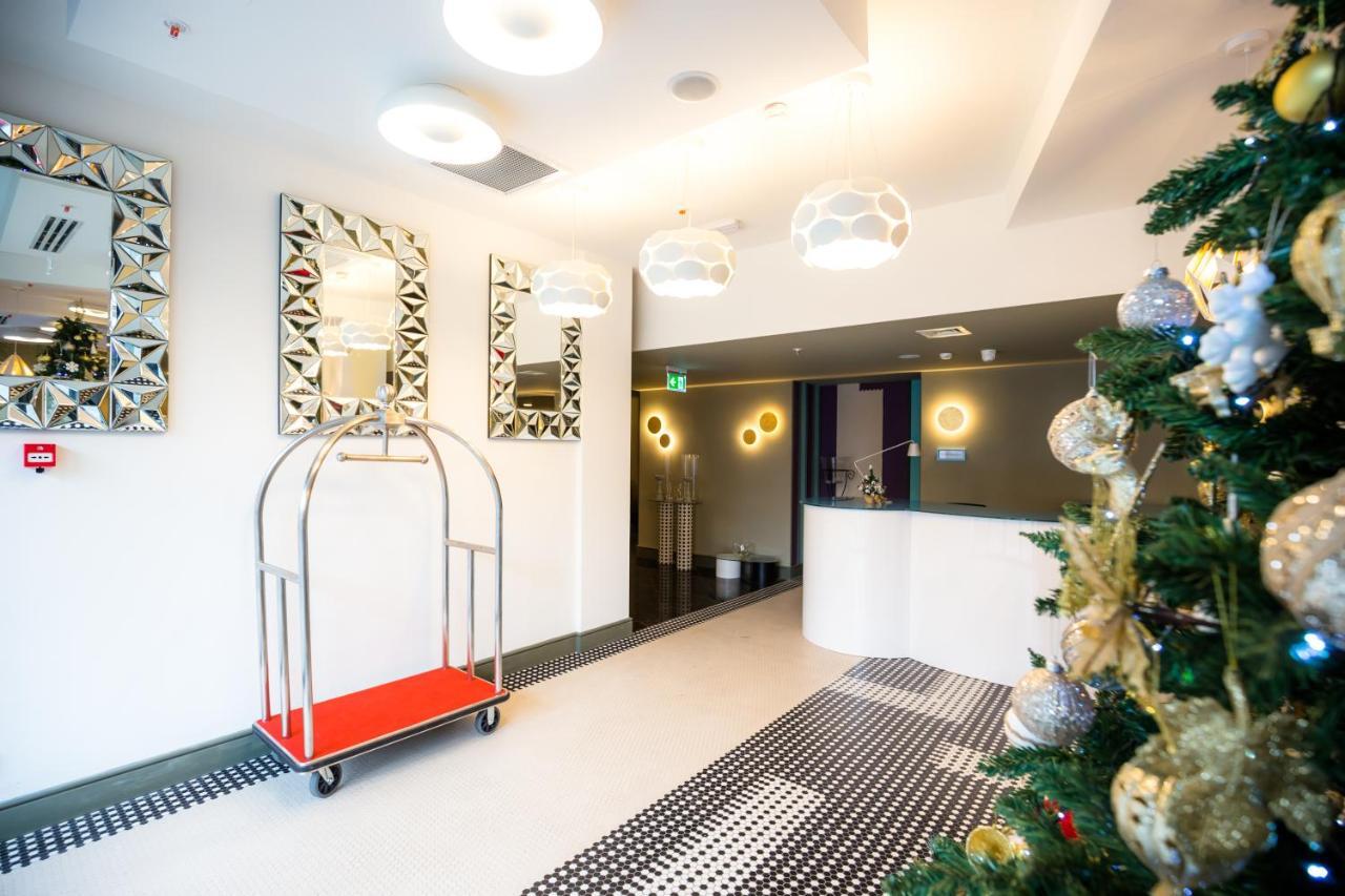 Brosse Garden Hotel Tbilisi Ngoại thất bức ảnh