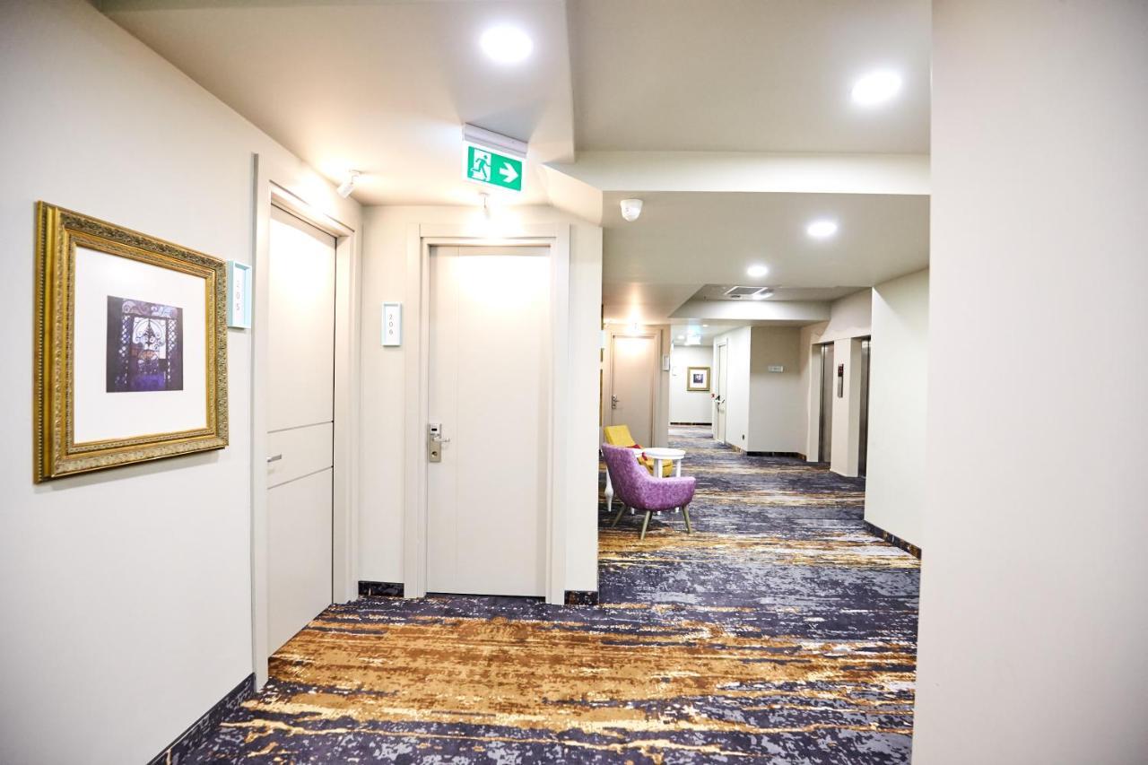 Brosse Garden Hotel Tbilisi Ngoại thất bức ảnh