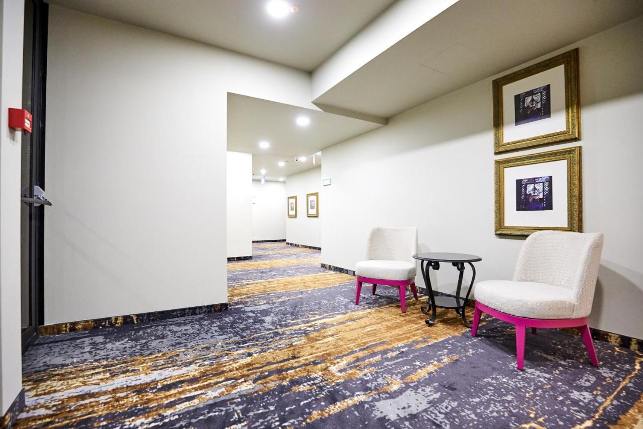 Brosse Garden Hotel Tbilisi Ngoại thất bức ảnh